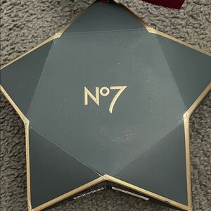 No7 Skincare Serum & Face Oil - Gold and Gray